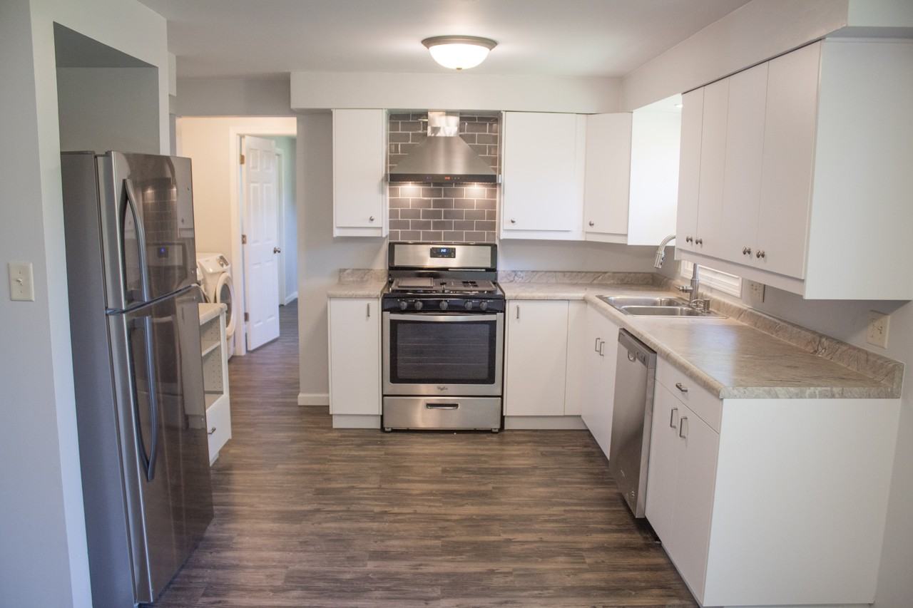6920 Curwood Dr - Photo 2 of 13