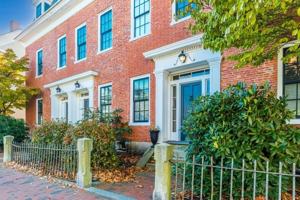 featured image of 290 Pleasant St #2