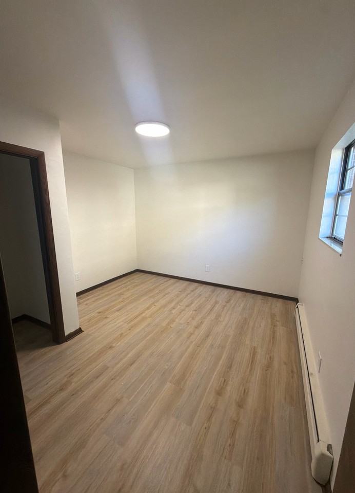 3908 Frederick St - Photo 3 of 11