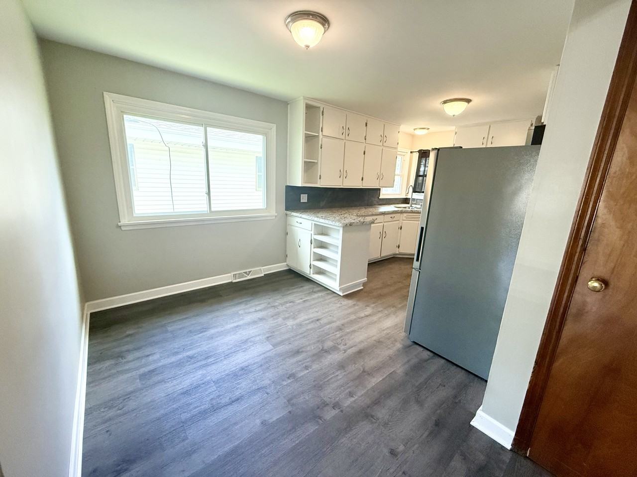 2720 26th Ave - Photo 6 of 24