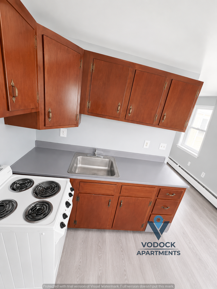 17 Marshall St - Photo 6 of 10