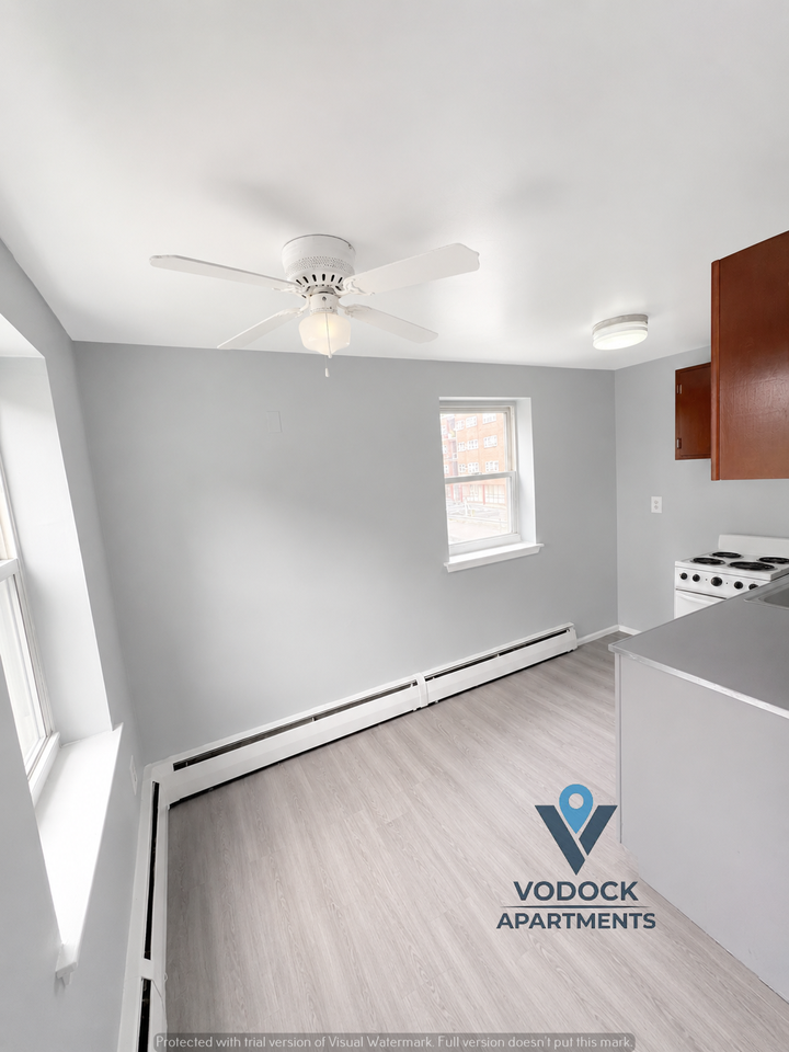 17 Marshall St - Photo 7 of 10