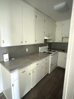 featured image of 940 Myrtle Rd #4