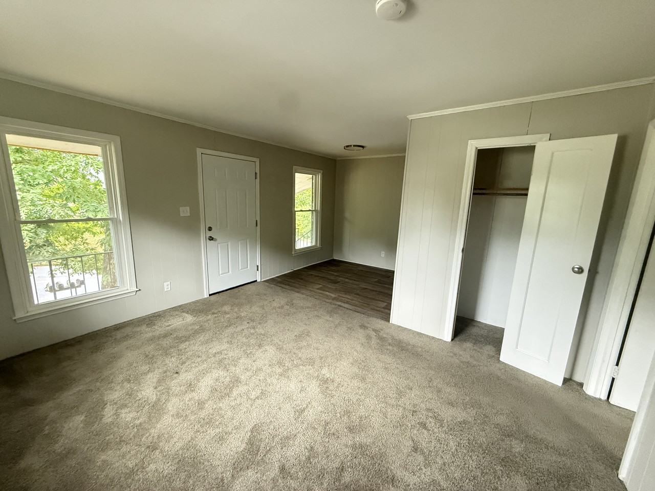 940 Myrtle Rd #4 - Photo 3 of 10