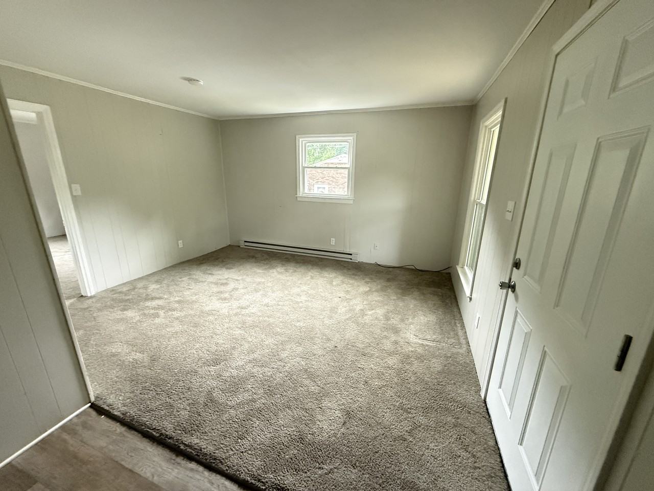 940 Myrtle Rd #4 - Photo 5 of 10