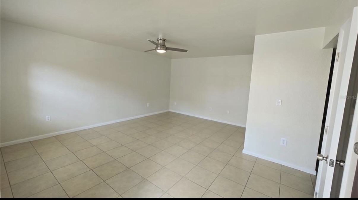 746 Wyman Ct - Photo 2 of 11