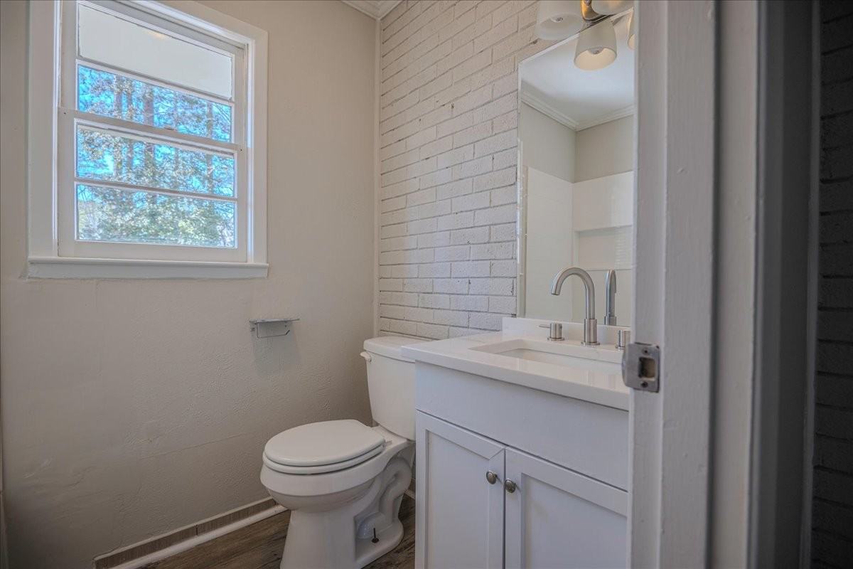 222 W Manchester Rd #230 - Photo 6 of 24