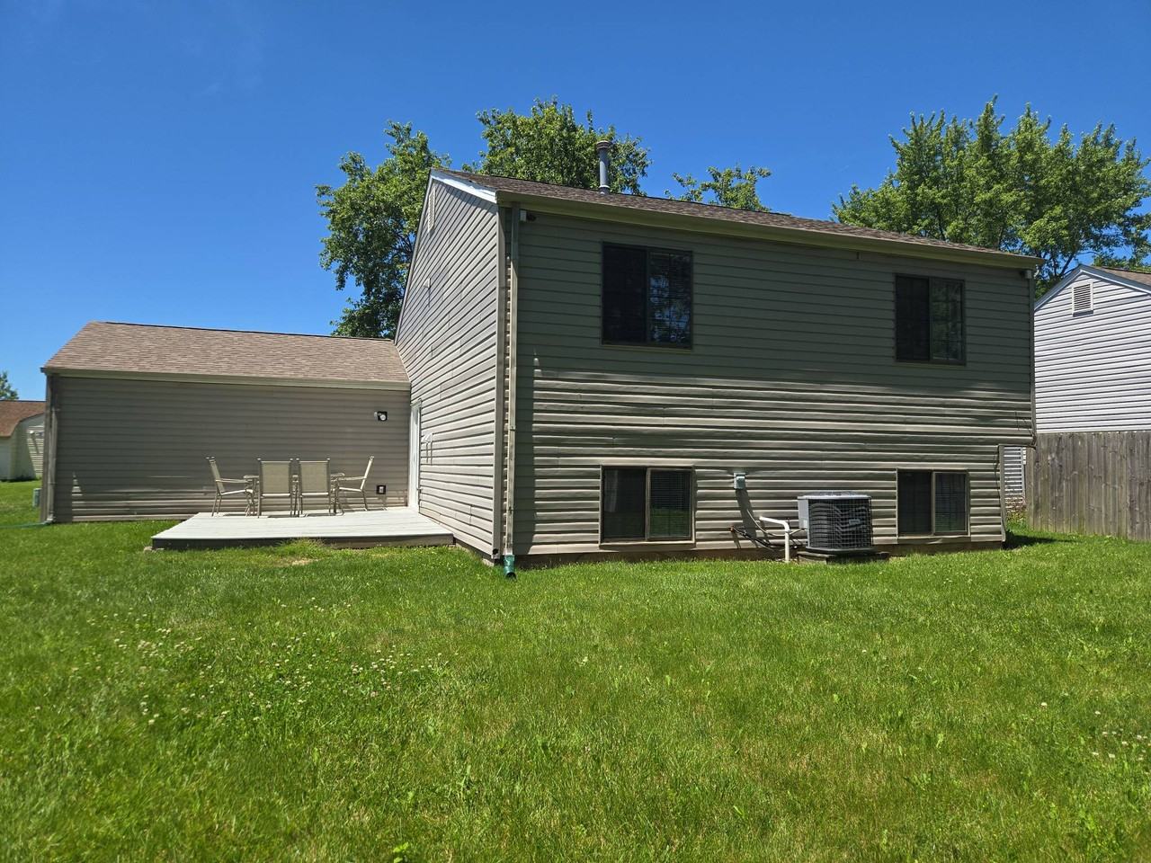 235 Meadow Glen Dr #1 - Photo 3 of 21