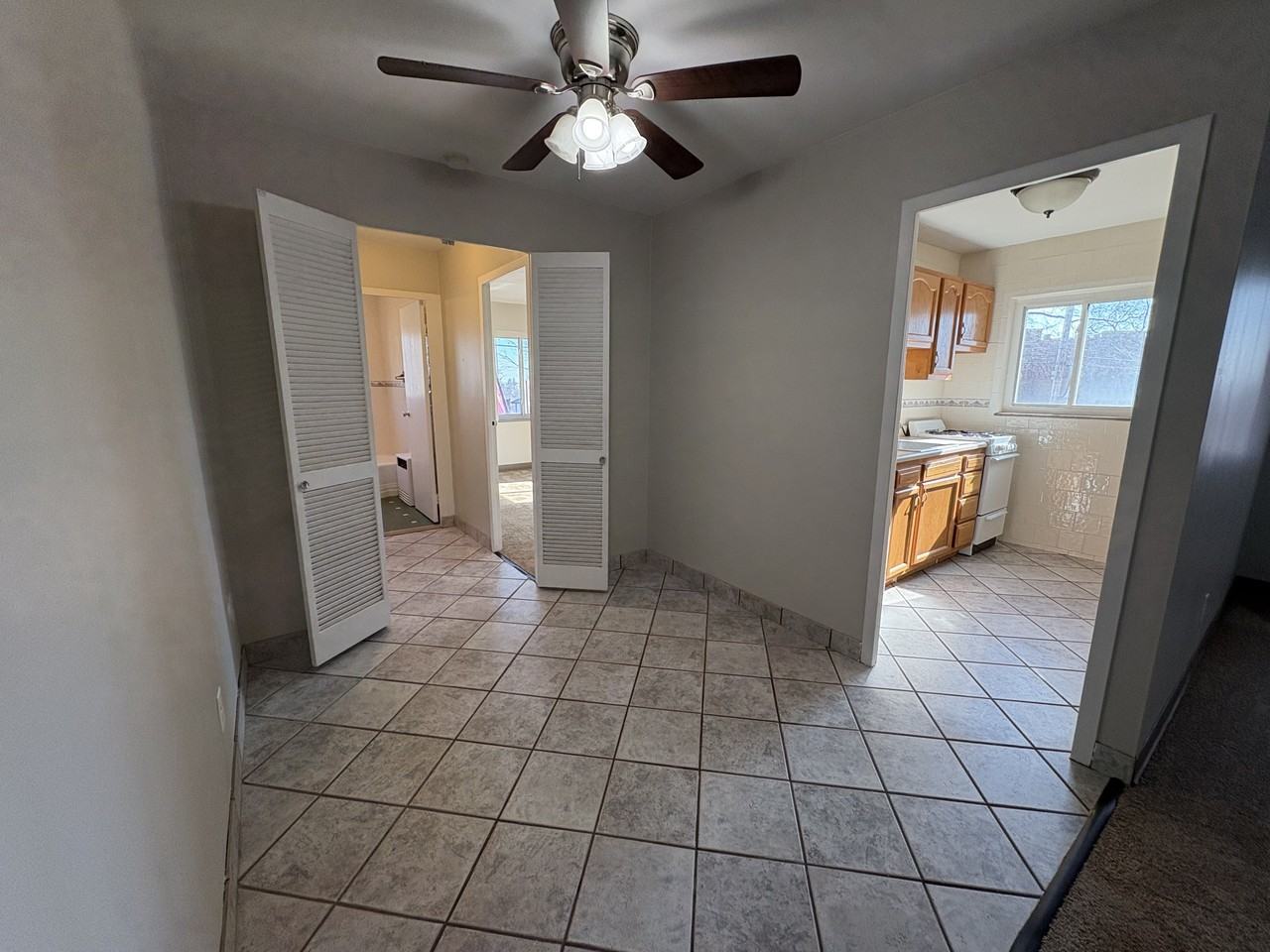 3500 BROWNSVILLE ROADAPT 102 #102 - Photo 4 of 7