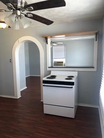 506 Lafayette St - Photo 4 of 11