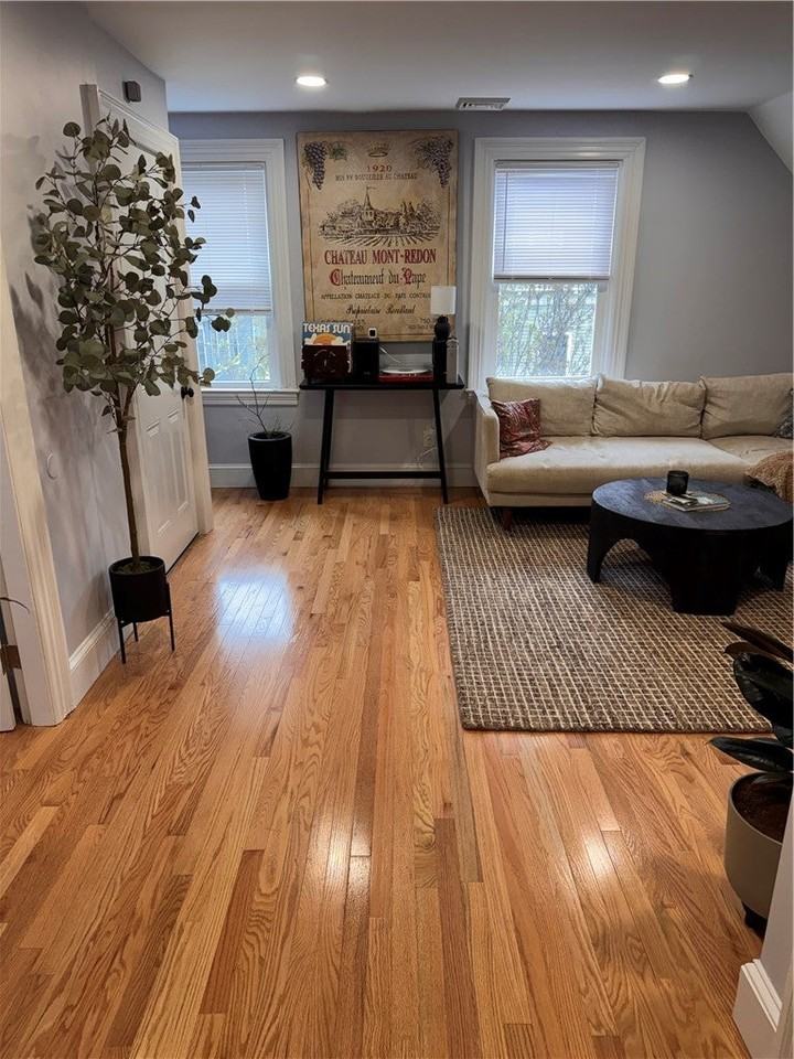 93 Chapin Ave - Photo 7 of 36