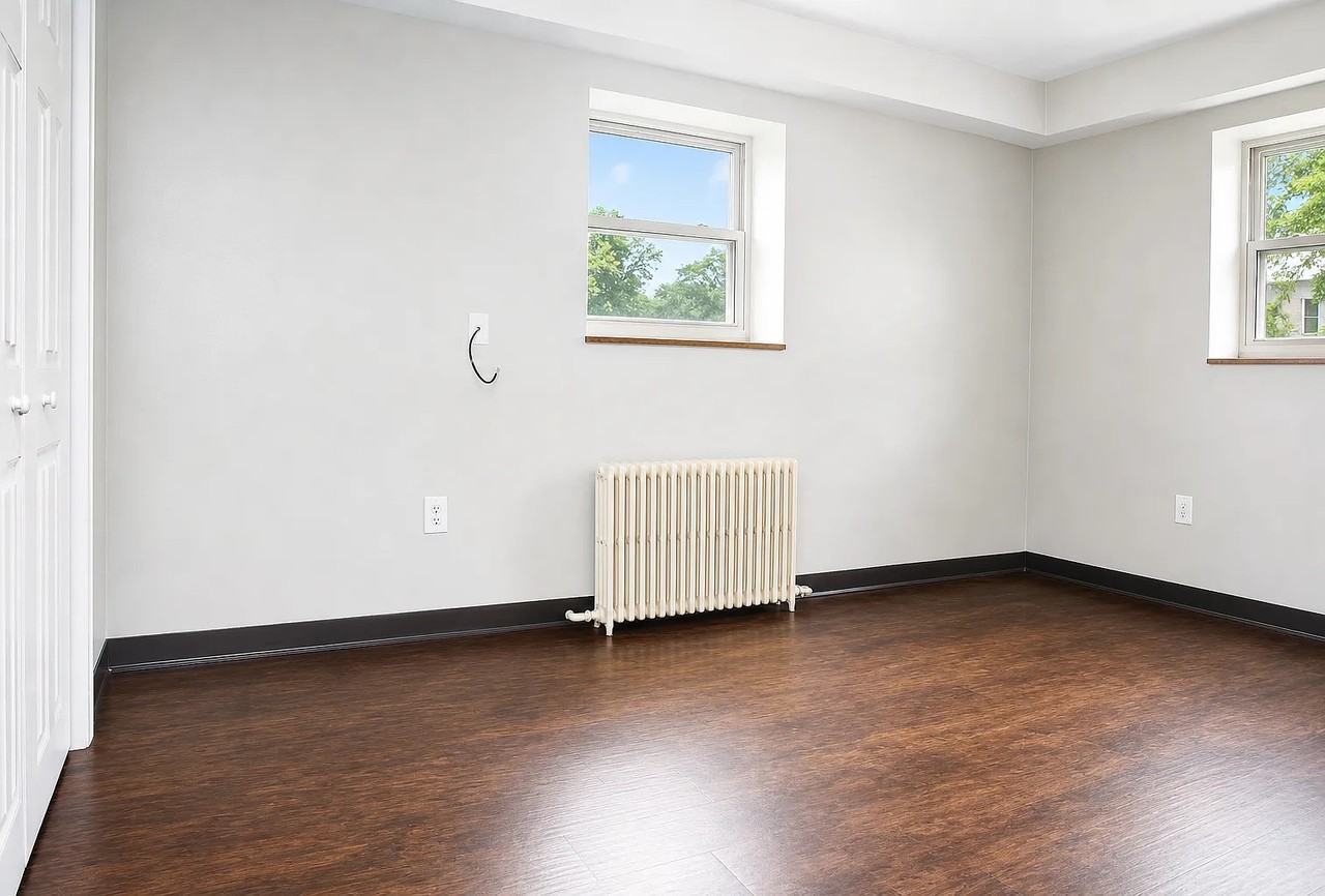 290 WEST COLLEGE STREETAPT A-6 #A06 - Photo 5 of 11