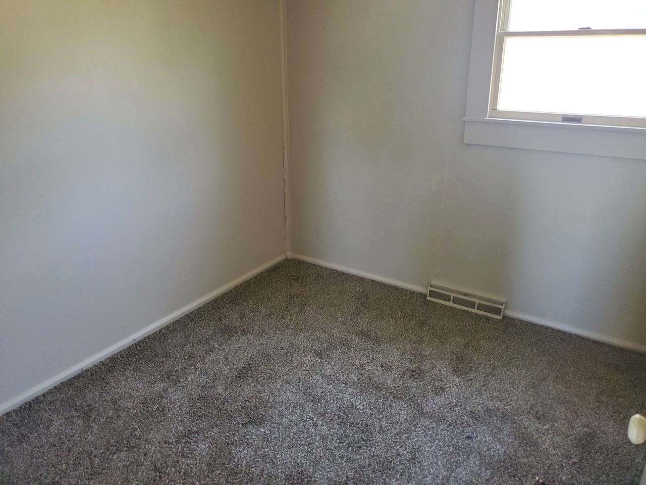 2102 S Scott St #1 - Photo 4 of 12