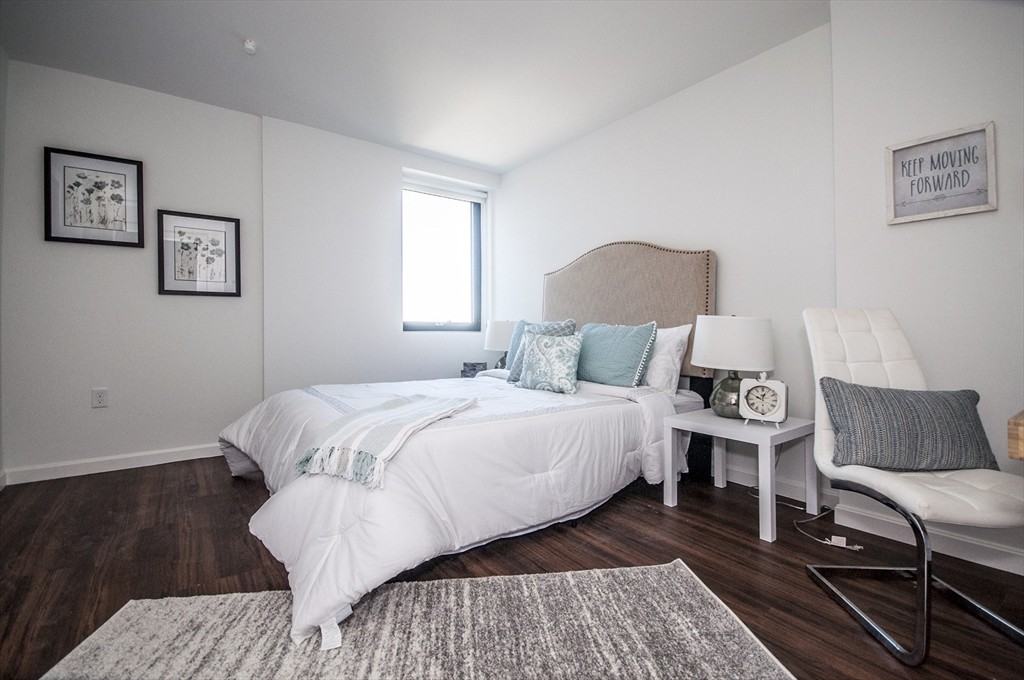 70 Parker Hill Ave - Photo 6 of 15