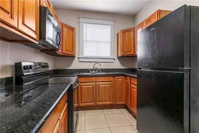 4427 S Tonti St - Photo 5 of 10