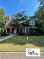 featured image of 302 S Harden St #1
