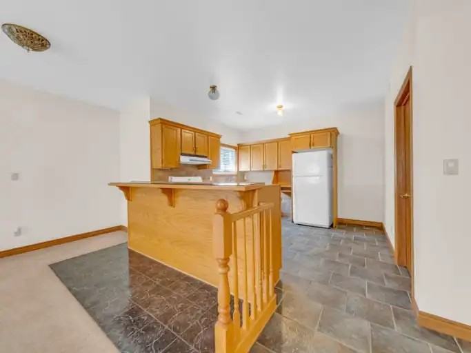 5945 Lasalle St - Photo 3 of 9