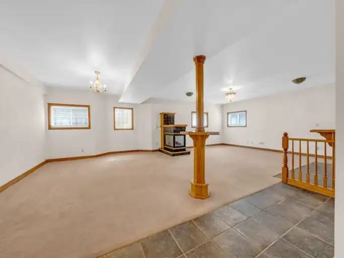 5945 Lasalle St - Photo 5 of 9