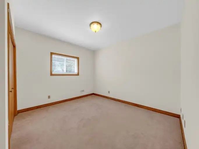 5945 Lasalle St - Photo 6 of 9