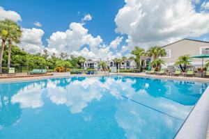 featured image of 949 Crowsnest Cir