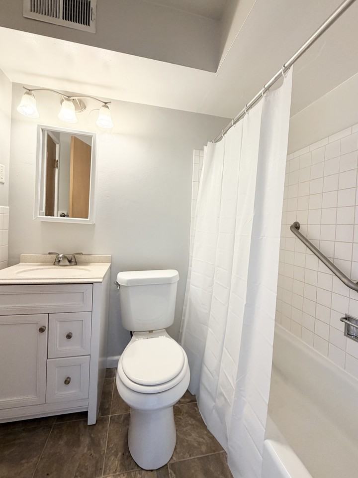 4141 Germania Avenue #2A - Photo 5 of 7