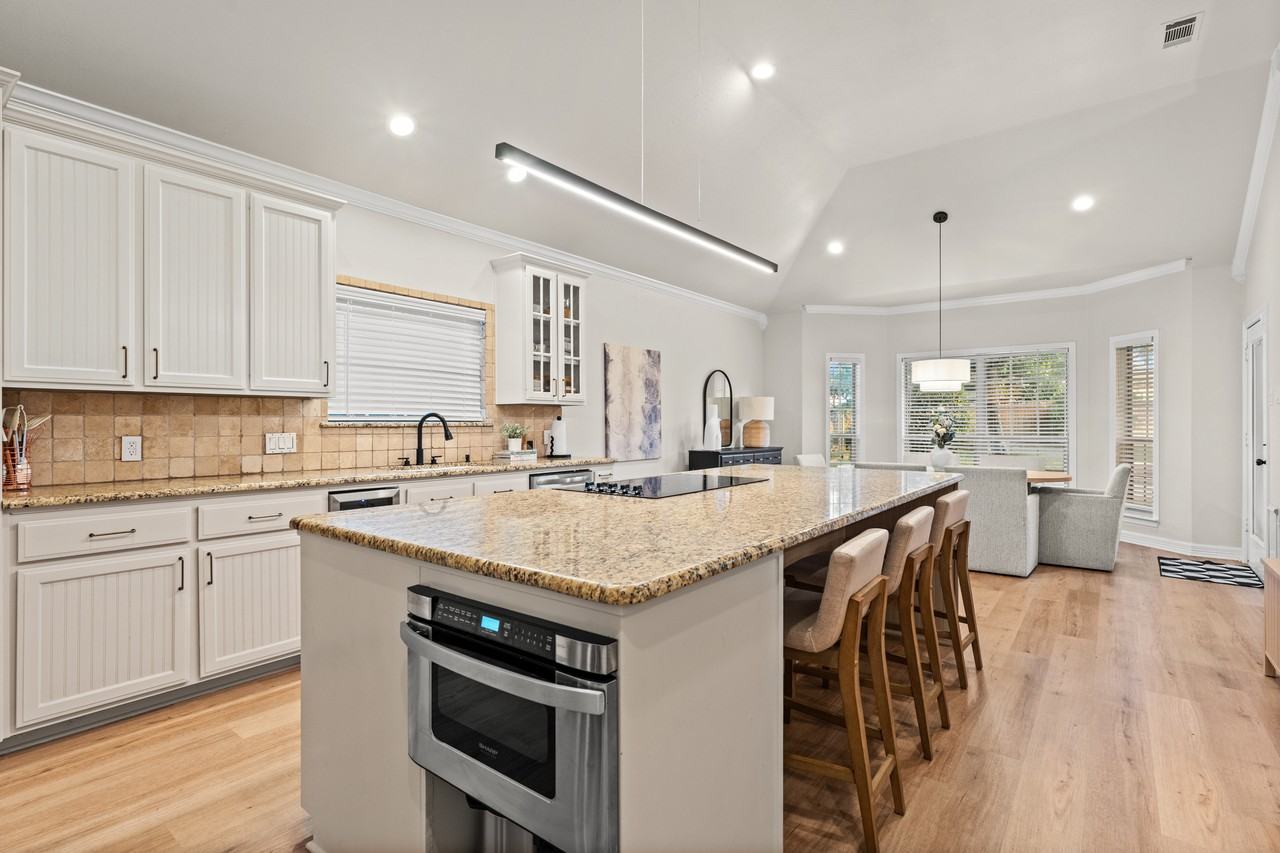 10141 Aragon Dr #1 - Photo 4 of 10