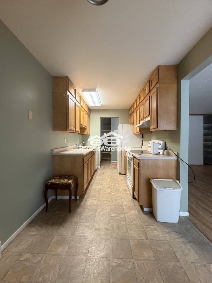 4648 Cedar Lake Rd S Apt 1 - Photo 5 of 17