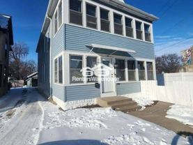 912 4th St NE Main level - Photo 1 of 1