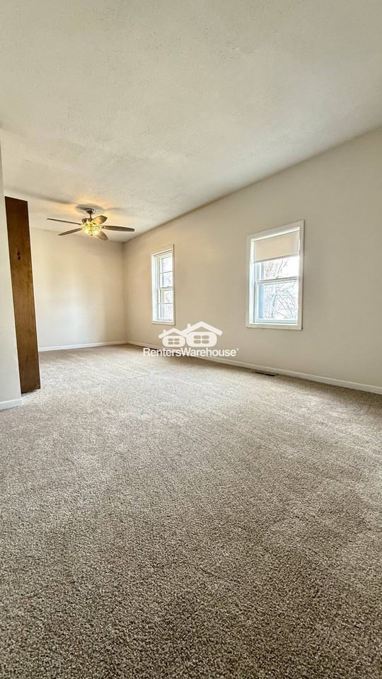 935 Sims Ave #3 - Photo 5 of 20