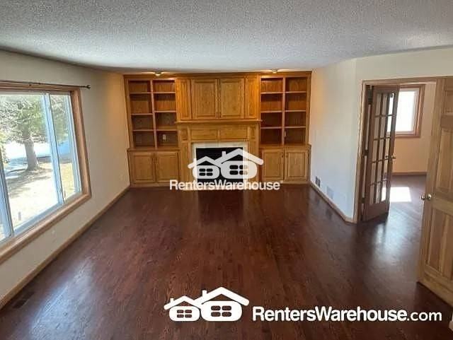 7854 9th St N - Photo 4 of 19