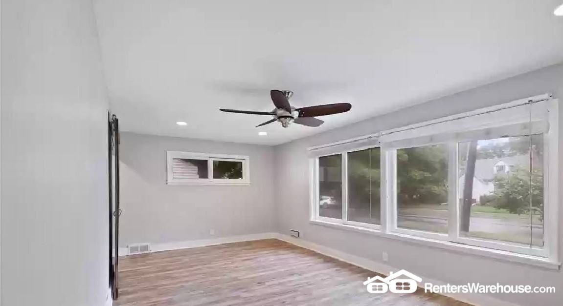 2612 Toledo Ave S - Photo 6 of 25