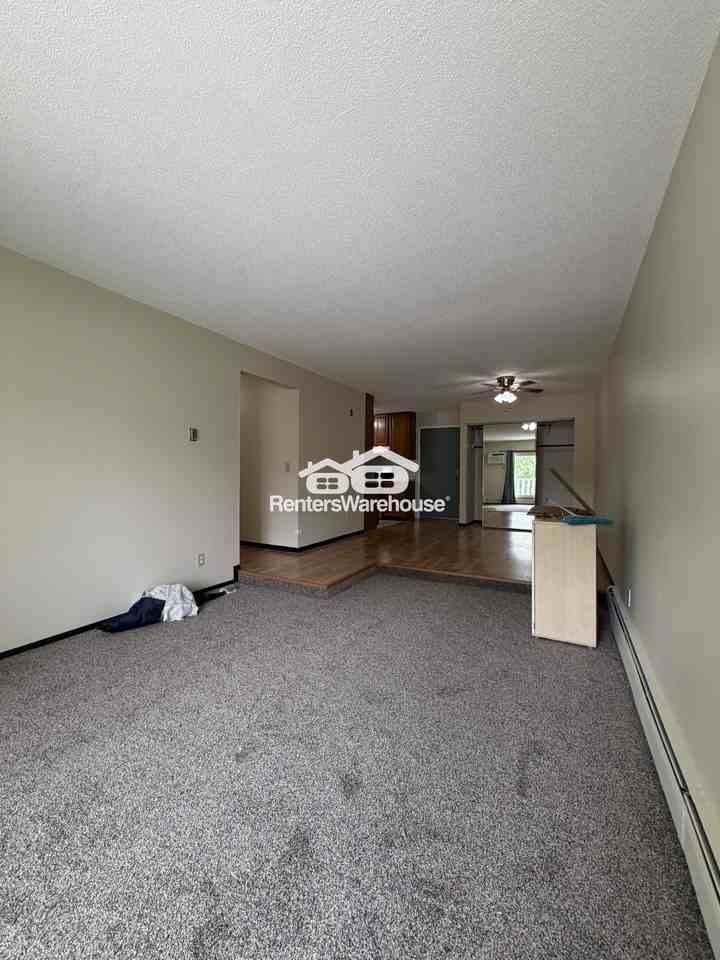 1601 N Innsbruck Dr - Photo 5 of 26