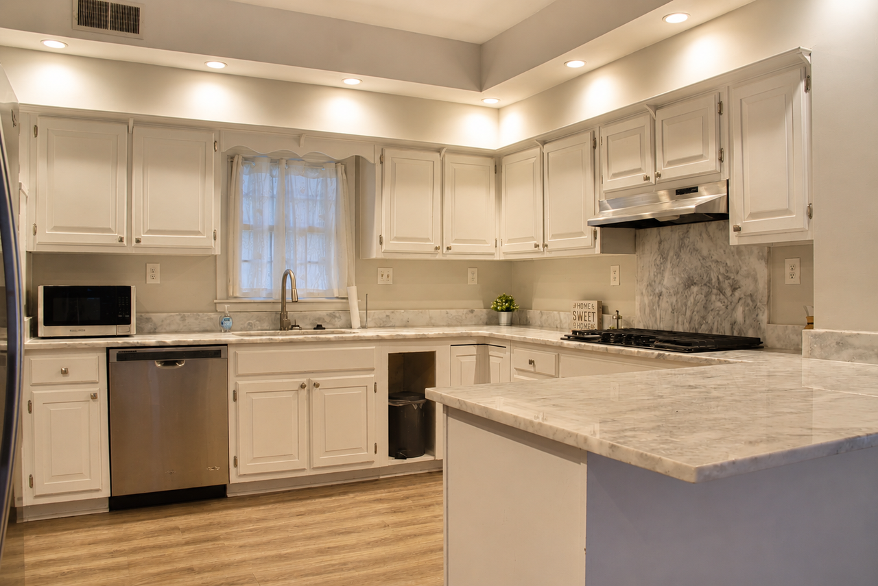 516 S Yates Rd #1 - Photo 7 of 38
