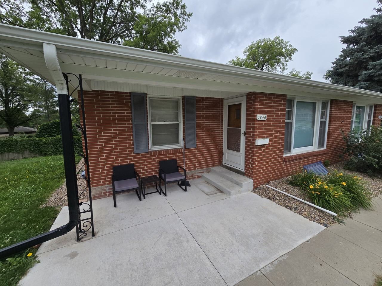 3803 F St #1