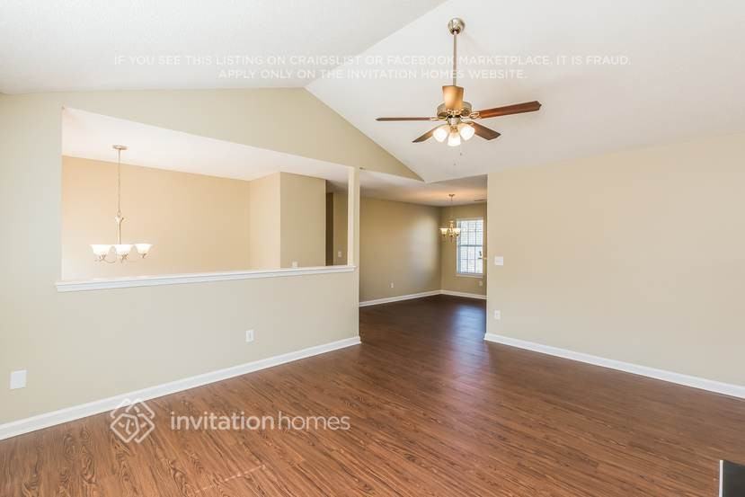 4420 Grove Dr Nw - Photo 2 of 19