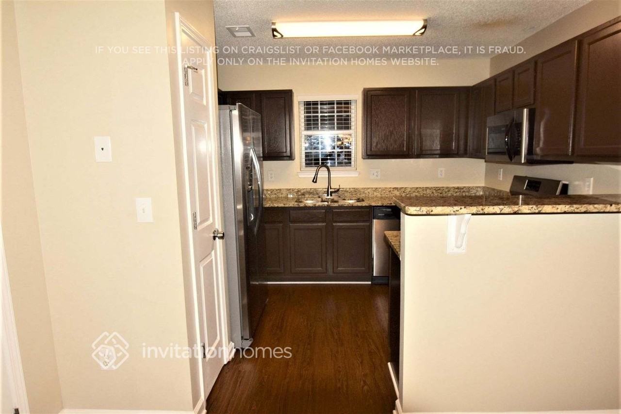 4420 Grove Dr Nw - Photo 5 of 19