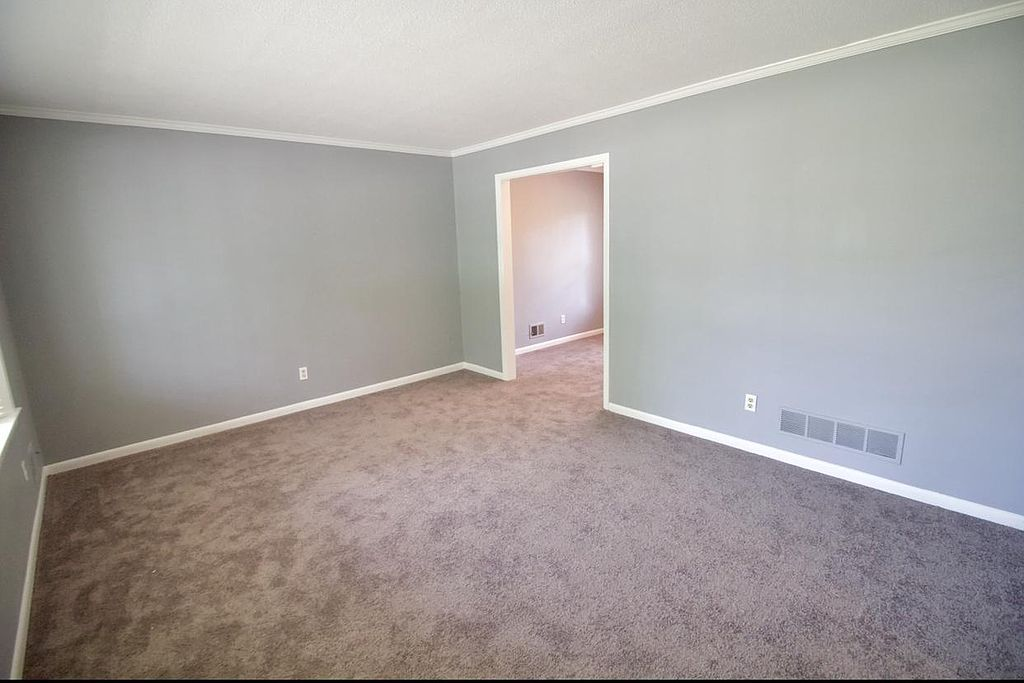 7821 Sagebrook Rd #1 - Photo 4 of 19