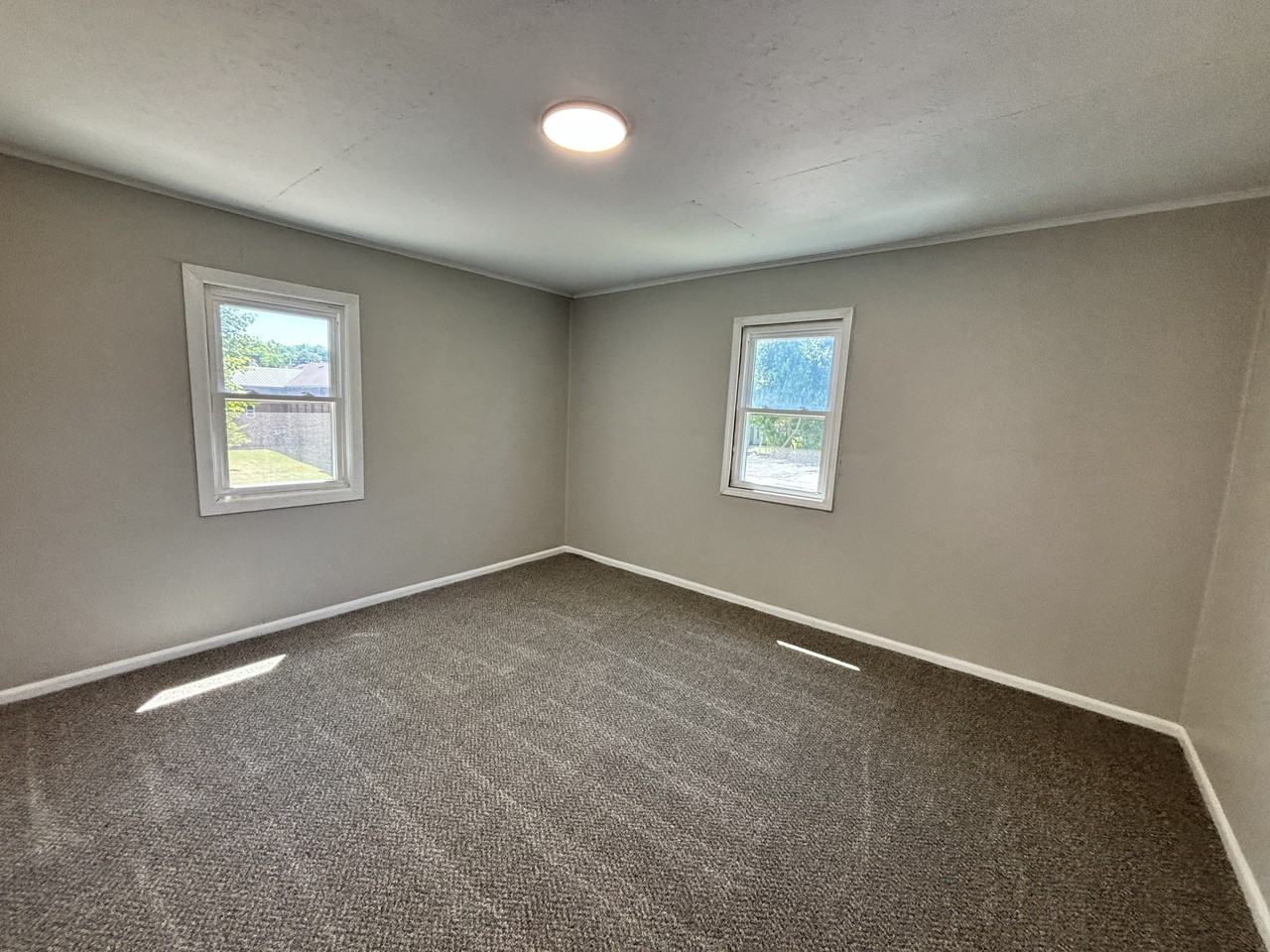 351 1st St Se #1 - Photo 5 of 10