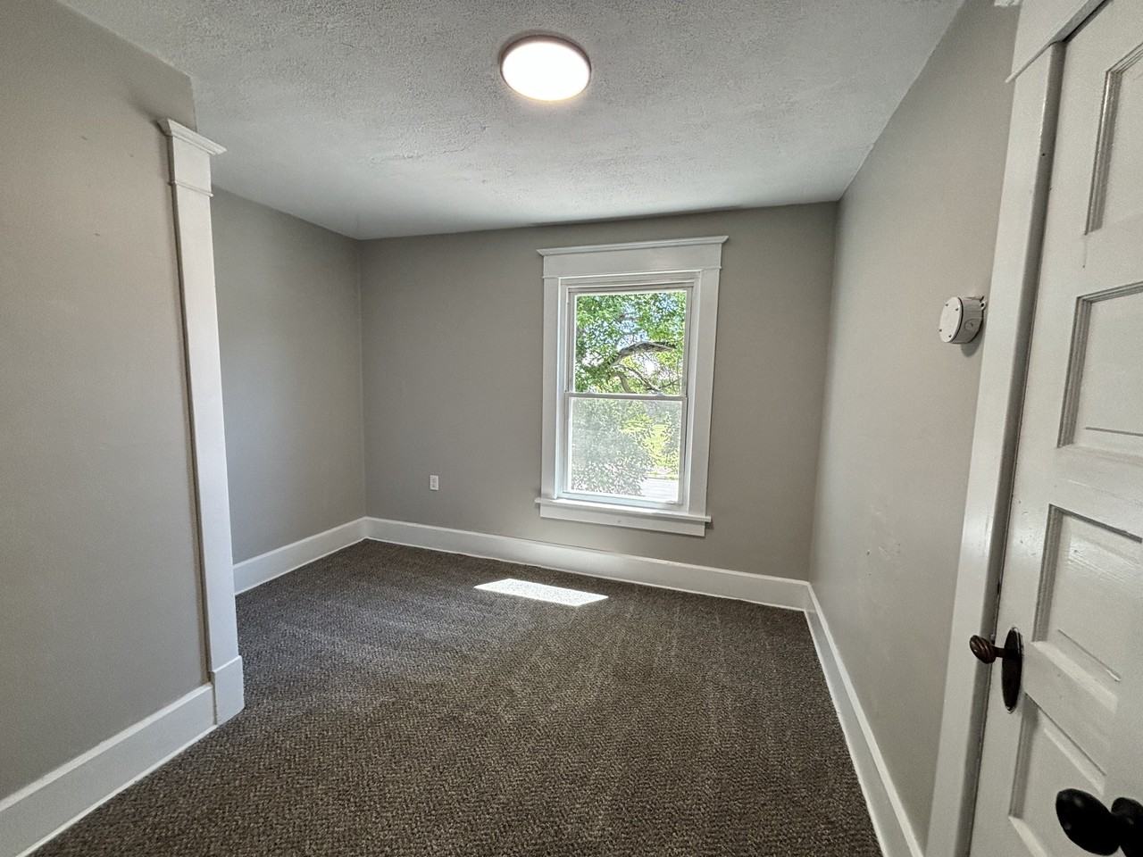 351 1st St Se #1 - Photo 6 of 10
