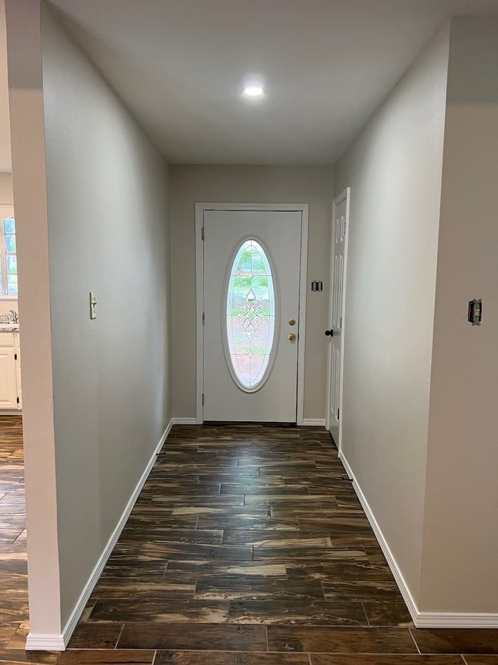309 Stadium Dr #1 - Photo 3 of 20