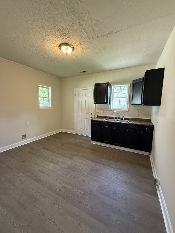 4616 12th Ave N #1 - Photo 3 of 12