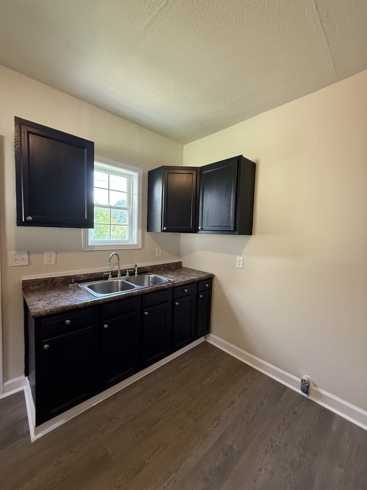 4616 12th Ave N #1 - Photo 4 of 12