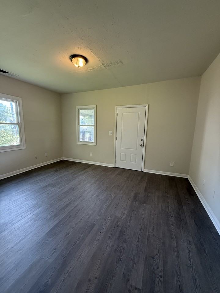 4616 12th Ave N #1 - Photo 5 of 12
