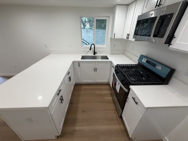 1114 Gladys Ave #1116D - Photo 5 of 11