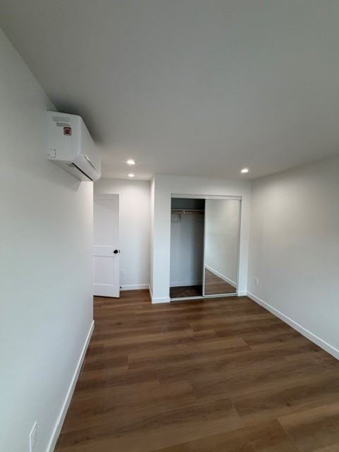 1305 E 46th St #1305 - Photo 5 of 9