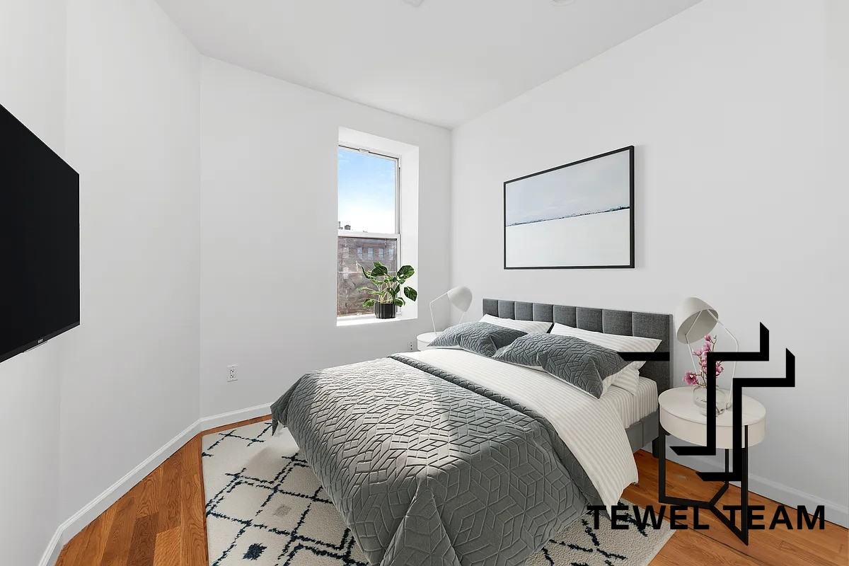 2276 Adam Clayton Powell Junior Boulevard #4A - Photo 4 of 14