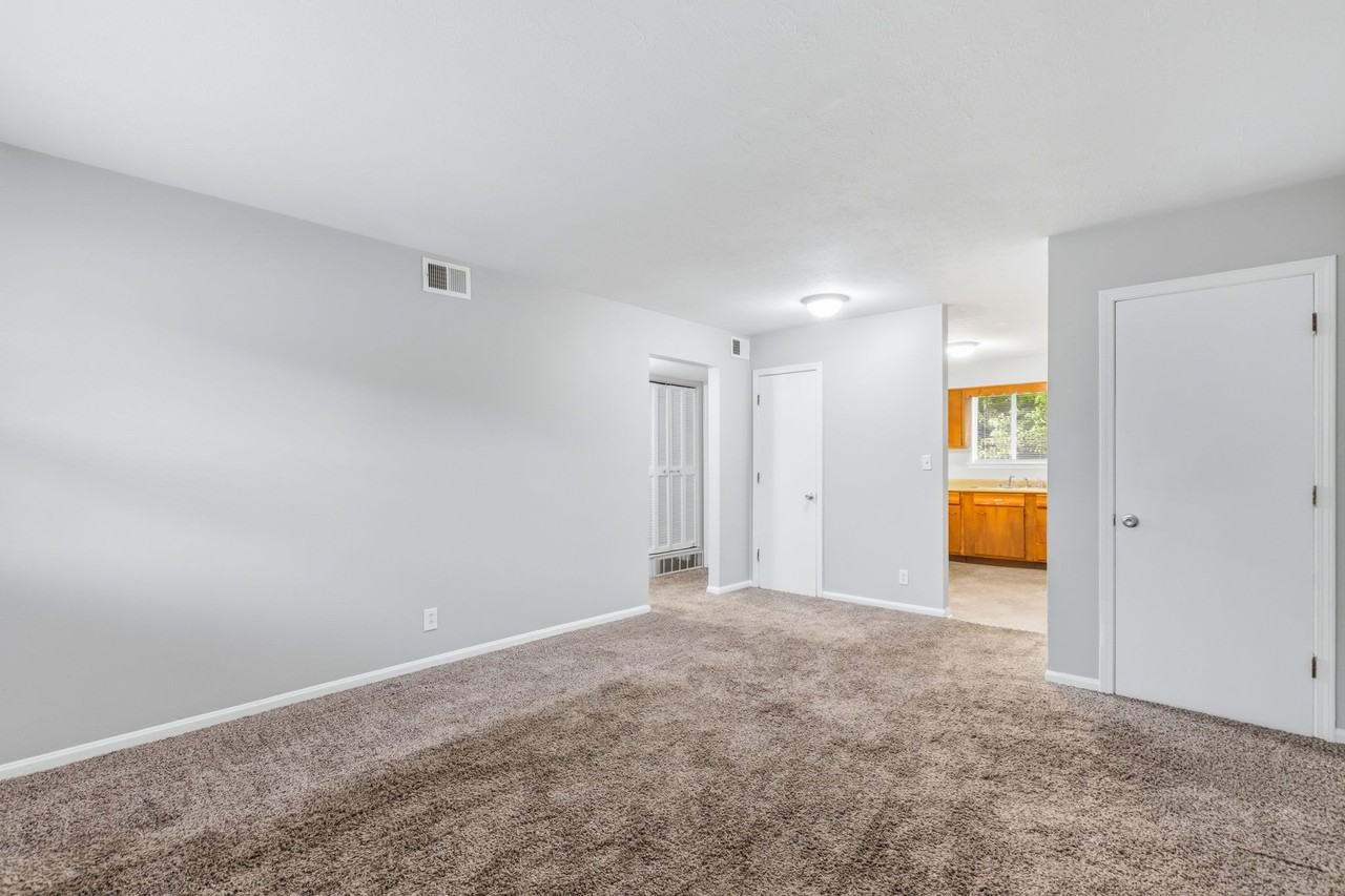 3811 Carpenter Dr #1 - Photo 3 of 19
