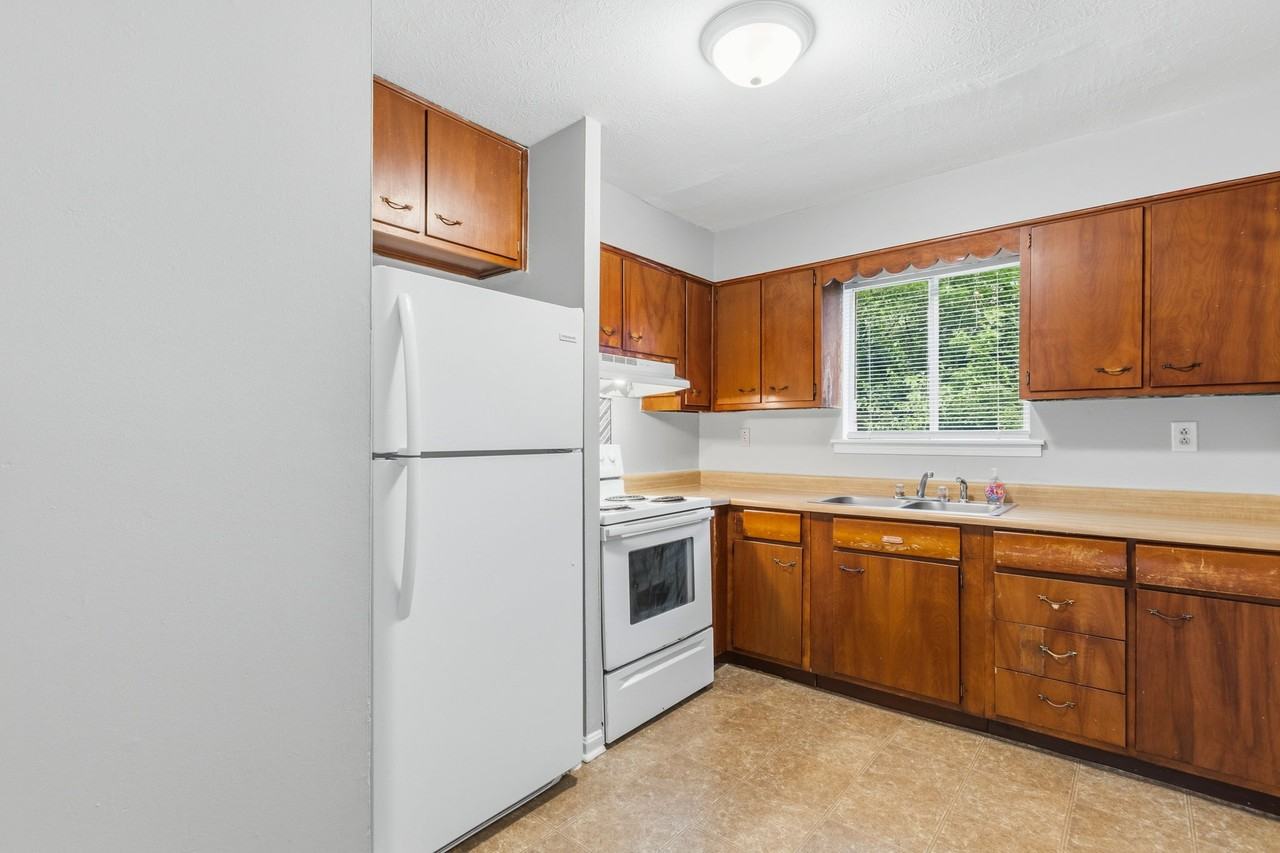 3811 Carpenter Dr #1 - Photo 6 of 19