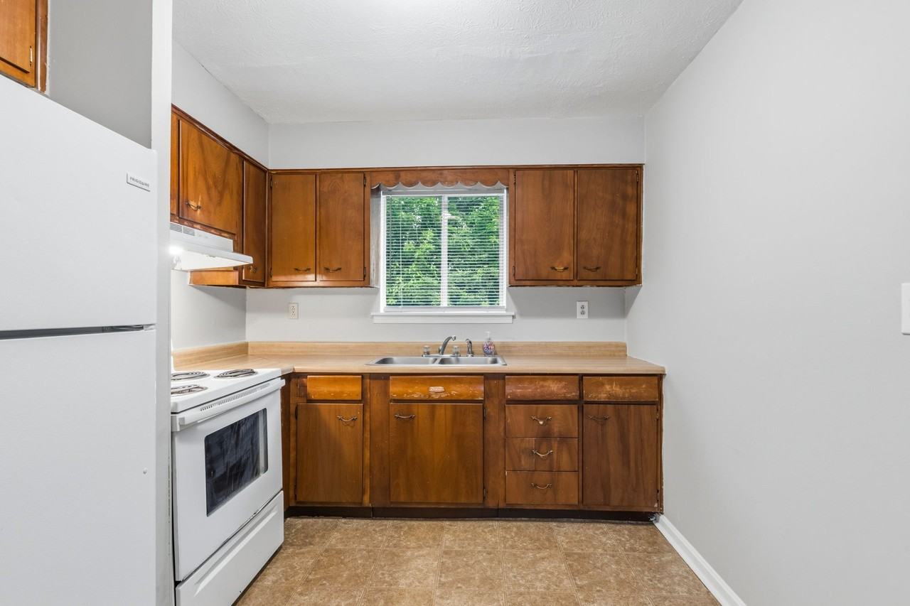 3811 Carpenter Dr #1 - Photo 7 of 19