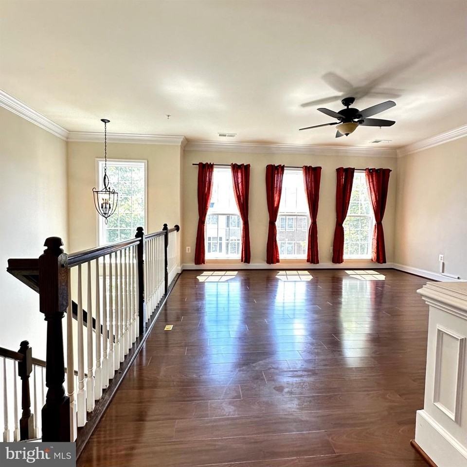 14888 Potomac Branch Dr #317A - Photo 7 of 23